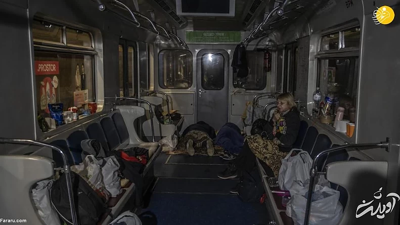 عمیق ترین ایستگاه مترو جهان میزبان پناهجویان کییف/ تصاویر